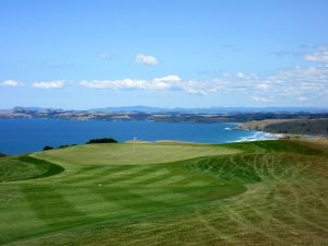 Kauri Cliffs 1st Approach